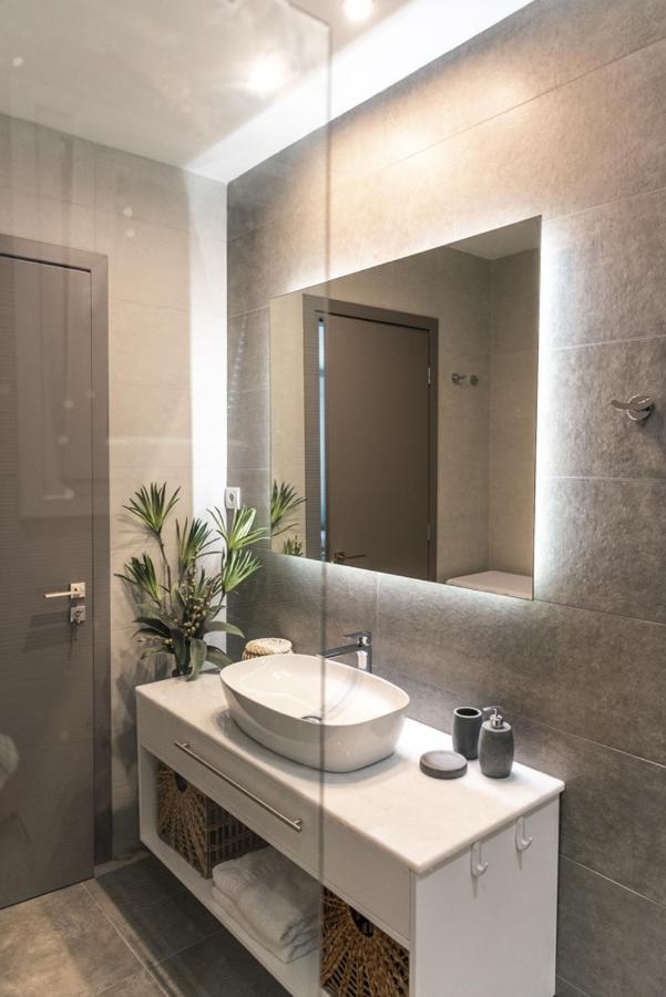 Amelia Luxury Living Apartment Волос Екстериор снимка